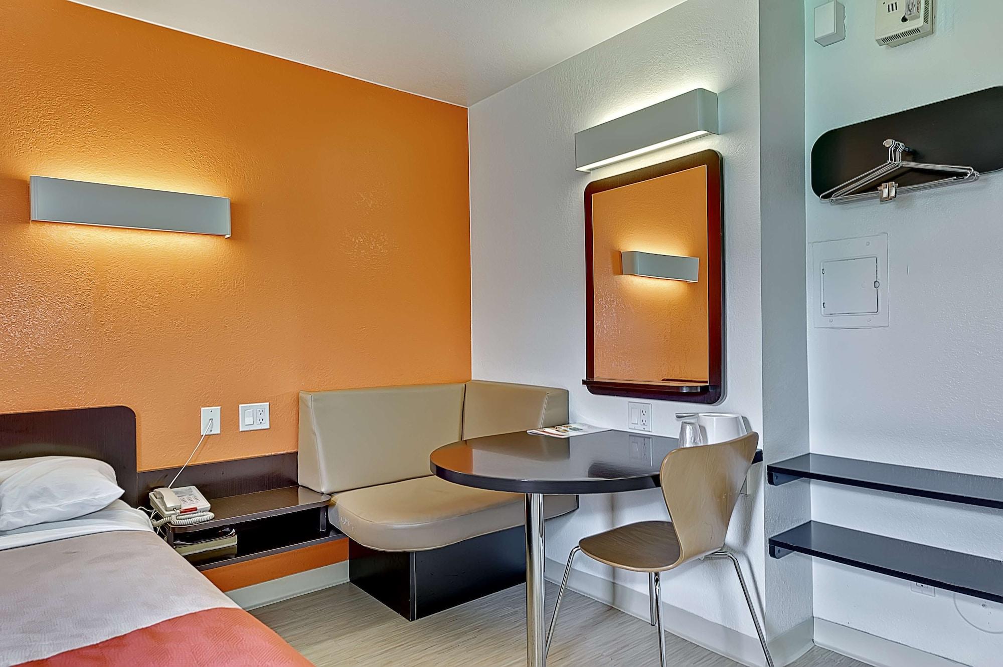 Motel 6-Villa Park, Il - Chicago West Екстер'єр фото