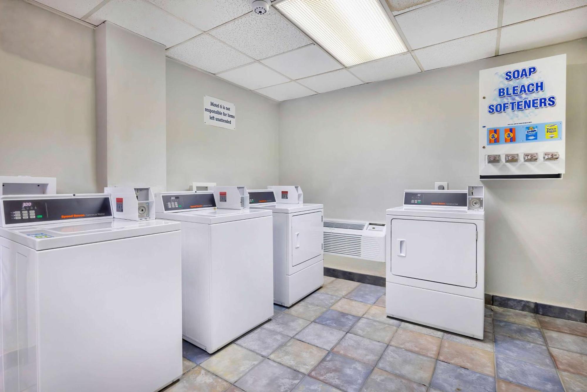 Motel 6-Villa Park, Il - Chicago West Екстер'єр фото