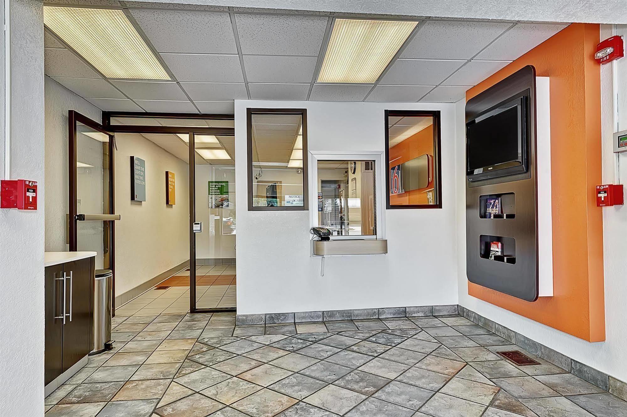 Motel 6-Villa Park, Il - Chicago West Екстер'єр фото